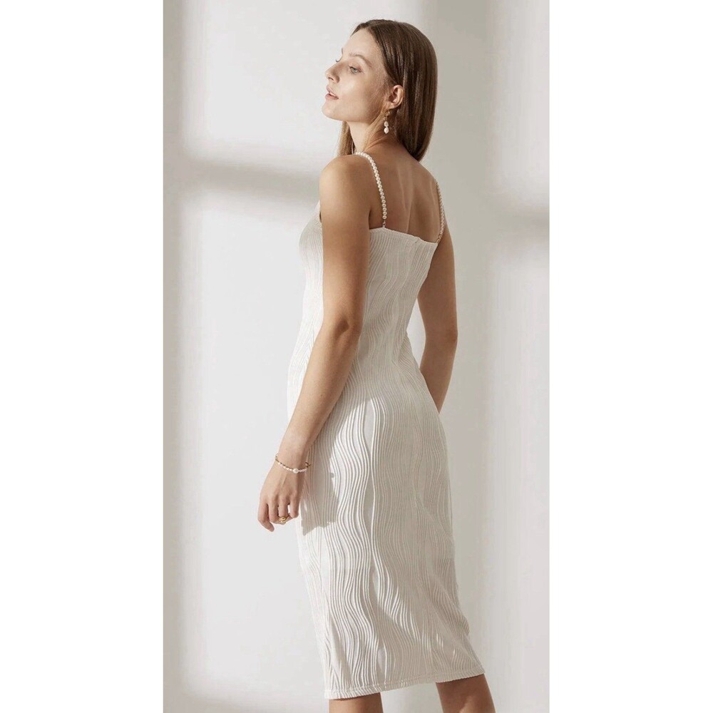 RIHOAS White Pearl Strap Wavy Long Bodycon Dress Straight Neck Sleeveless Size M - Picture 2 of 11